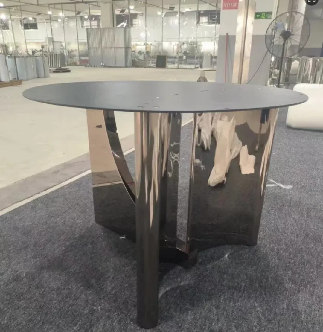 Ferris Dining Table - Image 3