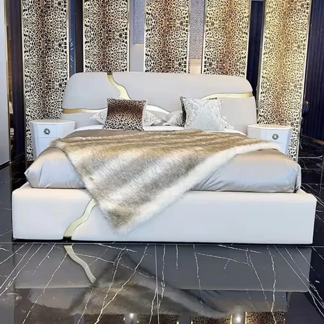 Kurtney Modern Italian Design Leather King Size Bed - Image 6